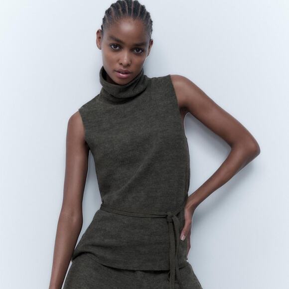 Zara Tops - Zara Turtleneck Drawstring Top